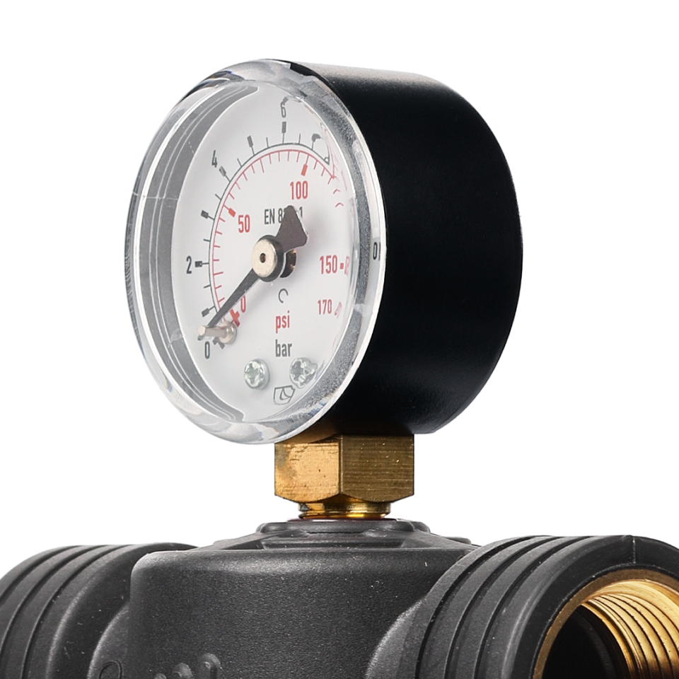 Self-Cleaning SAN filter with 304 stainless steel mesh cartridges. ½" F